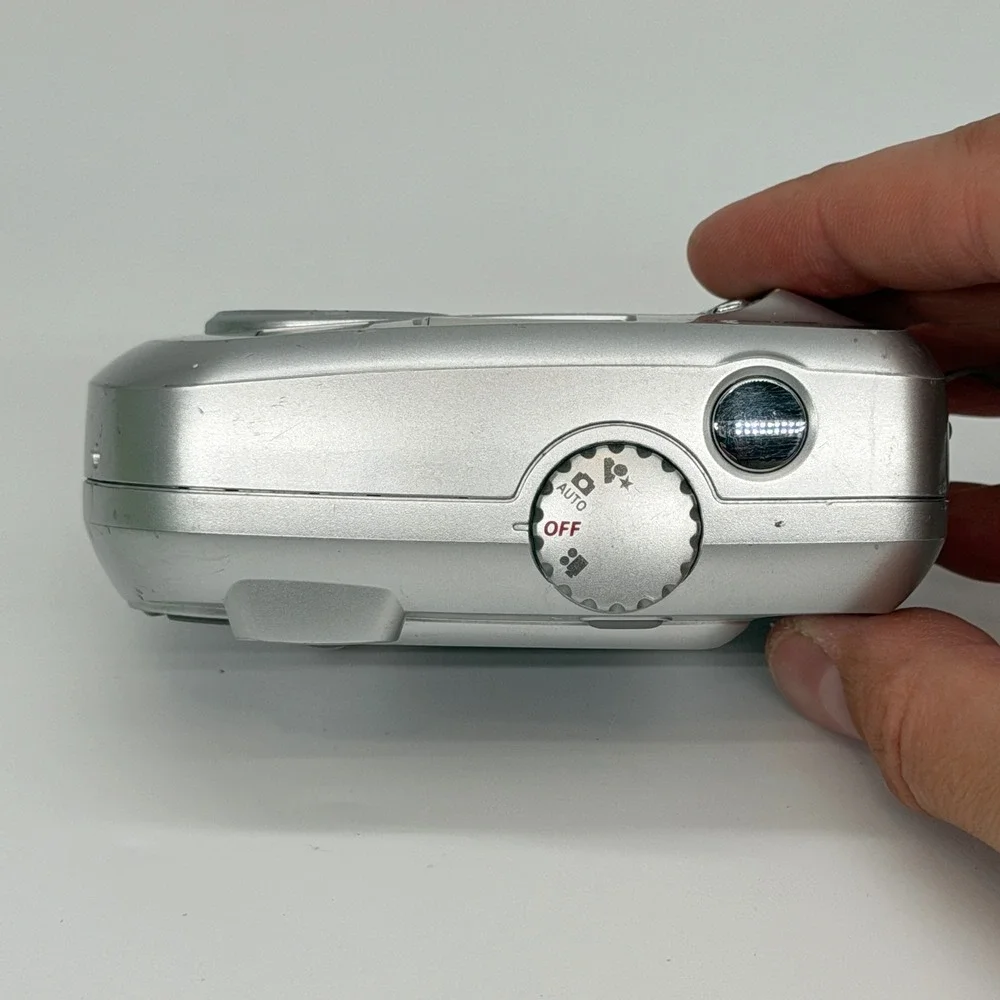 Kodak EasyShare CX7300 Digital Camera 3.2MP Silver Point and Shoot 37mm Lens